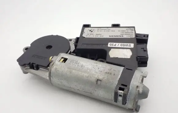 BMW 7 E38 Sunroof motor/actuator 8370810 67618370810 67618370812