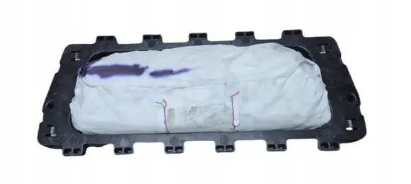 BMW M5 F90 Passenger airbag