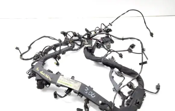 Mercedes-Benz E W212 Engine installation wiring loom A6510108616