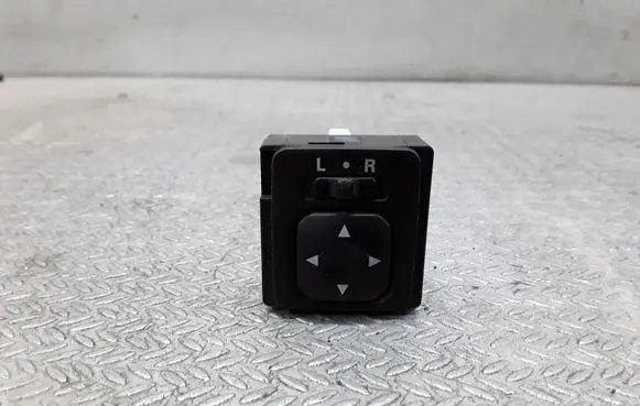 Mitsubishi Lancer Wing mirror switch