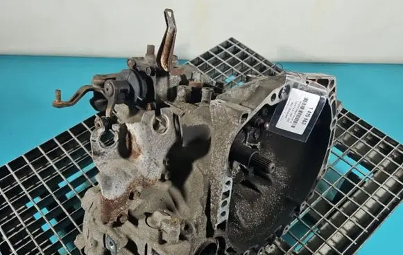 Toyota Yaris Manual 5 speed gearbox IMPRK1415663