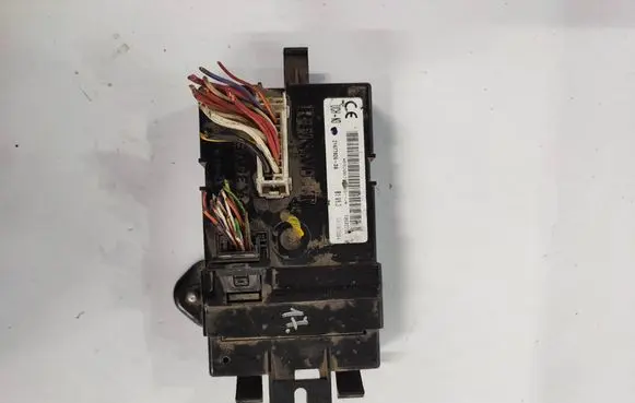 Renault Trafic II (X83) Comfort/convenience module 216778263A 21677826-3A