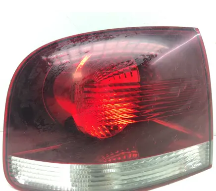 Volkswagen Touareg I Tailgate rear/tail lights 20252102