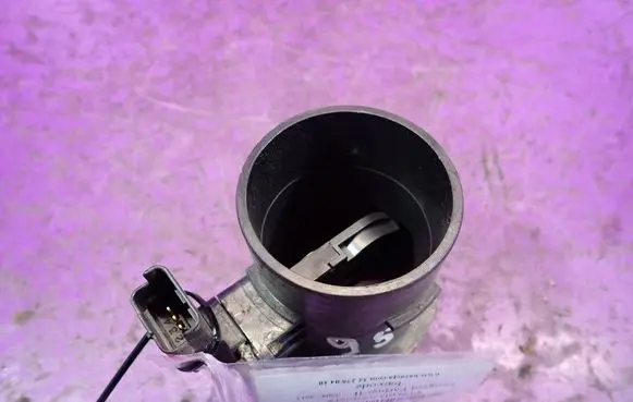 Peugeot Partner Mass air flow meter 