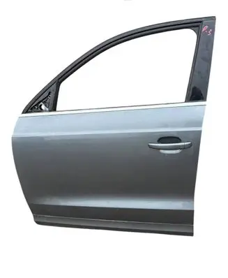Audi Q3 8U Front door 8U0831311B