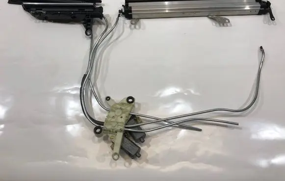 BMW 7 E65 E66 Curtain motor 