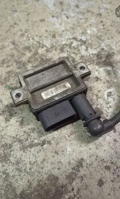 BMW 5 E60 E61 Glow plug pre-heat relay 780120002
