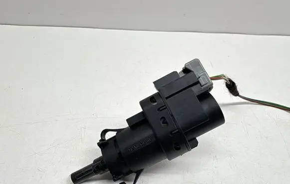 Land Rover Evoque I Brake pedal sensor switch 3M5T13480AC PA6GF30