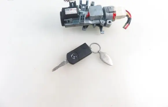 Mazda CX-7 Ignition lock X1T26572A