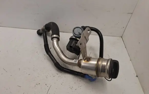 BMW X5 G05 Fuel tank filler neck pipe R2743993402 20M090A00237 7441833