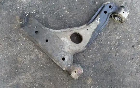Opel Astra G Front lower control arm/wishbone