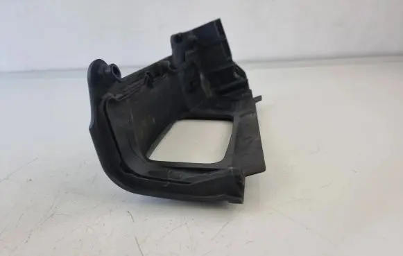 BMW 5 E60 E61 Air filter box cover 7787254 0928400397