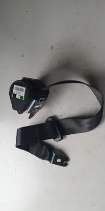 Volkswagen Golf VII Rear seatbelt