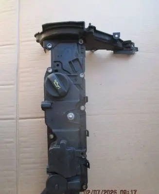 Peugeot 508 Rocker cam cover 9688939180