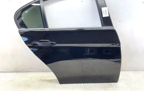 BMW 3 E90 E91 Rear door 668