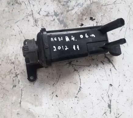 Audi A4 S4 B7 8E 8H Power steering fluid tank/reservoir 8E0422373B