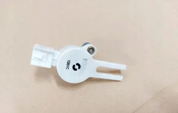 Opel Ampera Brake pedal sensor switch