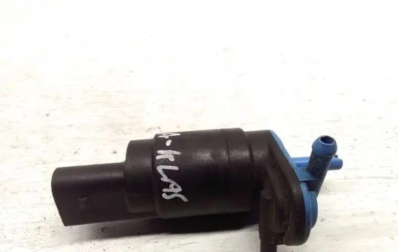 Mercedes-Benz A W168 Windscreen/windshield washer pump 2108691021