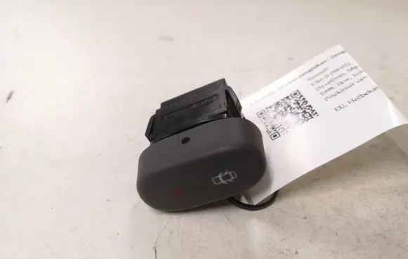 Renault Clio II Central locking switch button 421818C