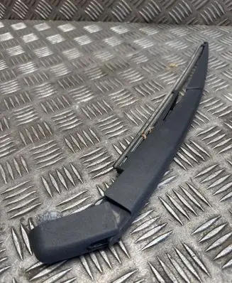 Nissan X-Trail T32 Rear wiper blade arm 80019327