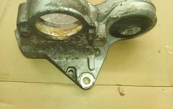 Citroen C5 Driveshaft support bearing bracket 9640418780