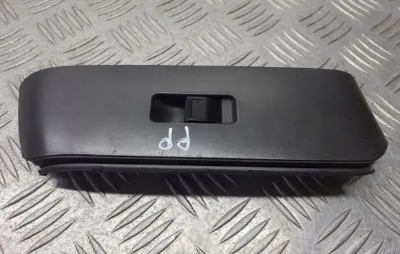 Honda Jazz Electric window control switch 83593-SAA-G010-M