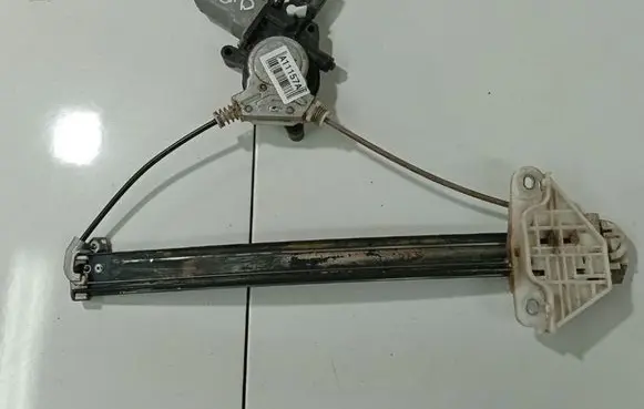 Honda Accord Front door window regulator with motor 410260