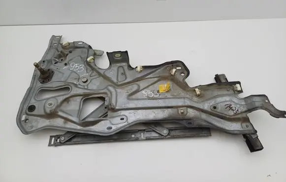 Renault Laguna I Rear door manual window regulator 