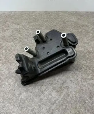 Vacuum air tank
