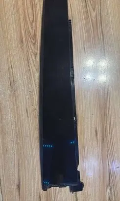 Rear door trim (molding)