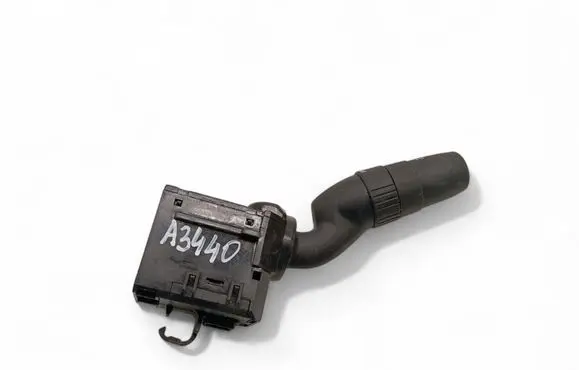 Honda CR-V Wiper control stalk M29843