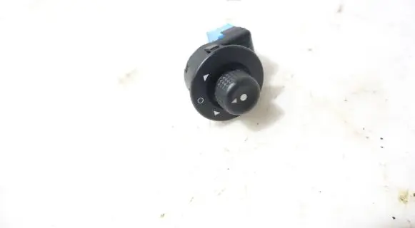Citroen Berlingo Wing mirror switch