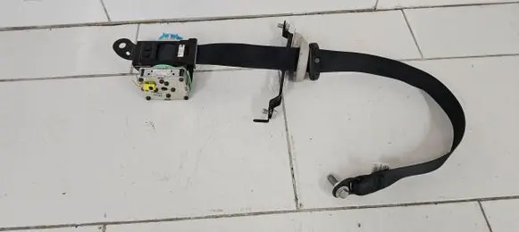Mazda 6 Front seatbelt 1063728 G39A