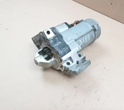 BMW 5 F10 F11 Starter motor 8570846