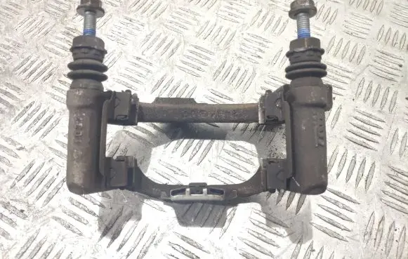 BMW 7 G11 G12 Brake caliper pad carrier rear 