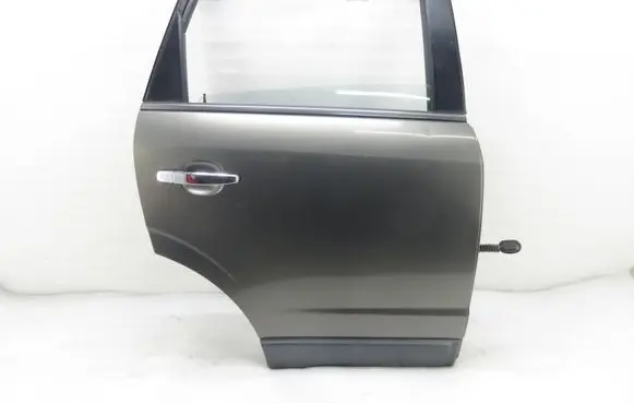 Opel Antara Rear door 