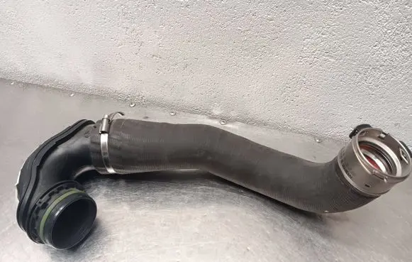 Opel Insignia A Intercooler hose/pipe 20946056