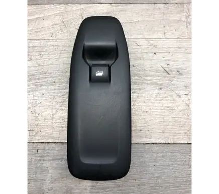 Peugeot 208 Electric window control switch 96751118ZD