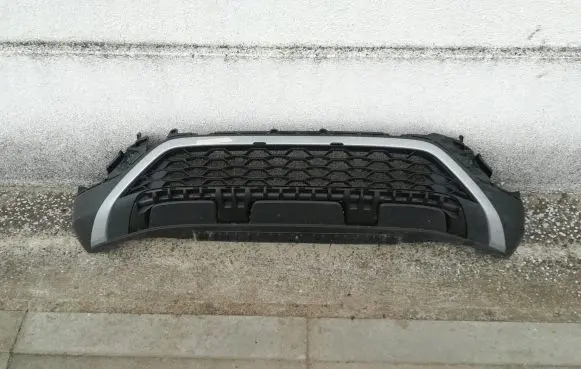 Volkswagen T-Roc Front bumper lower grill