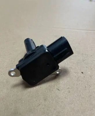 Toyota Prius (XW30) Mass air flow meter 222040T040