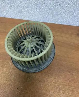 Audi A4 S4 B5 8D Air conditioning (A/C) fan (condenser) 3137020009 E869