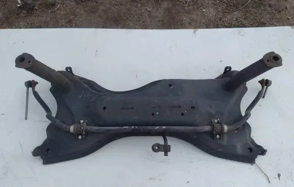 Nissan Pixo Front axle beam 