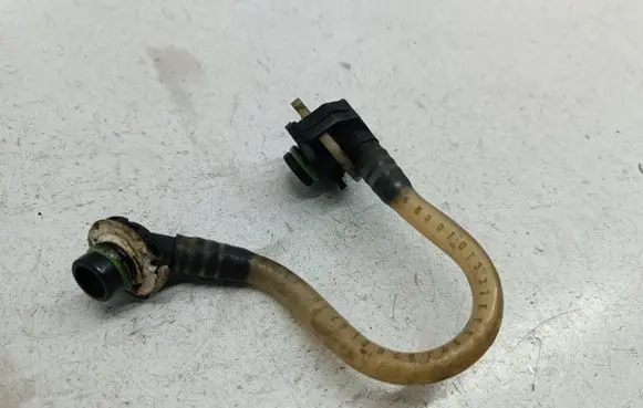 Mercedes-Benz A W168 Fuel main line pipe A6680701332 A6680701632 6680701332