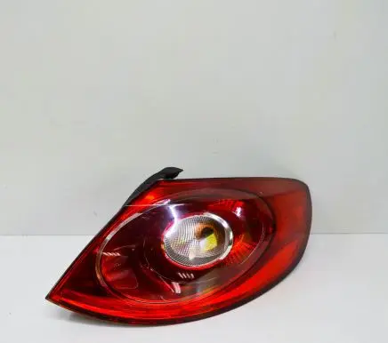 Volkswagen PASSAT CC Rear/tail lights 27098002
