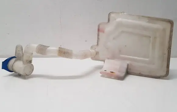 Volkswagen Scirocco Windshield washer fluid reservoir/tank 1K0955453