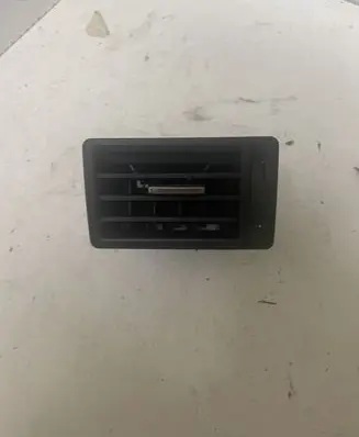 Ford C-MAX I Dashboard side air vent grill/cover trim 4794002