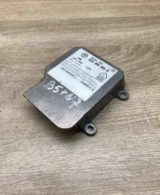 Volkswagen PASSAT B5.5 Airbag control unit/module 6Q0909605B 5WK42869