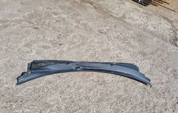 Subaru Outback Wiper trim 91411AG010