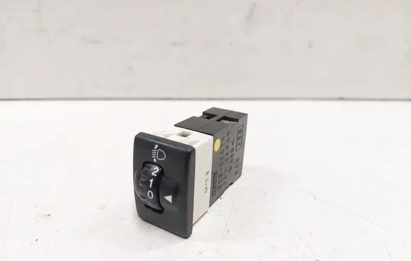 Suzuki Liana Headlight level height control switch 32932074