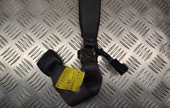 Toyota Urban Cruiser (XP110) Rear seatbelt buckle 1047751